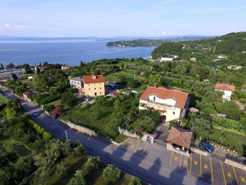 Apartmaji Jelena Пиран Екстериор снимка